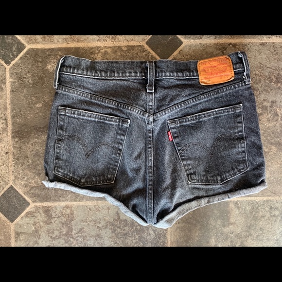 Levis shorts - Picture 1 of 2